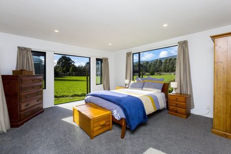 Photo of property in 82 Parkes Line Road, Maymorn, Upper Hutt, 5018