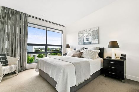 Photo of property in 220 Hobsonville Point Road, Hobsonville, Auckland, 0616