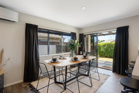 Photo of property in 71 Romana Crescent, Papamoa Beach, Papamoa, 3118