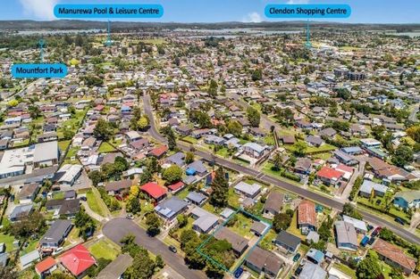 Photo of property in 13 Carbery Place, Manurewa, Auckland, 2102