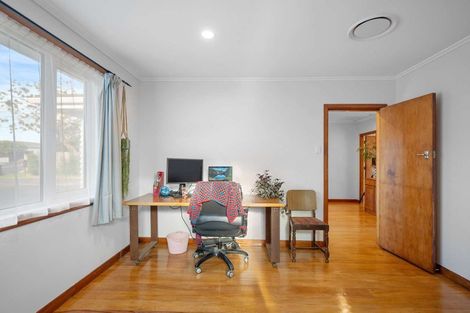 Photo of property in 1/146 Rangatira Road, Beach Haven, Auckland, 0626