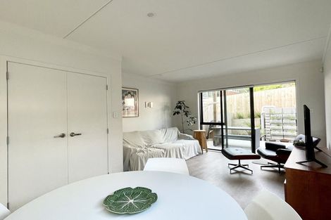 Photo of property in 4/8 James Laurie Street, Henderson, Auckland, 0612