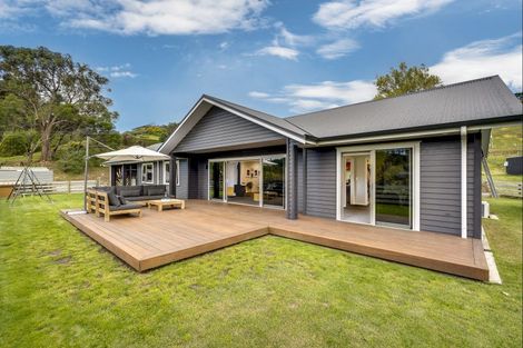 Photo of property in 66 Avery Road, Eskdale, Napier, 4182