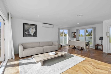 Photo of property in 24 Tramway Road, Beach Haven, Auckland, 0626