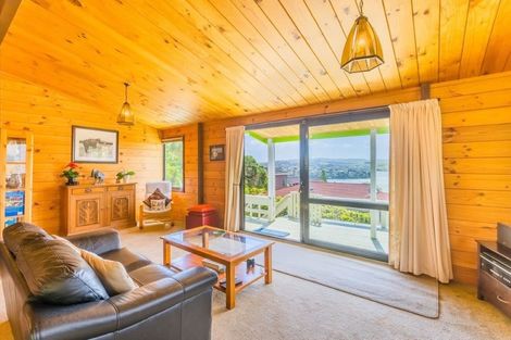 Photo of property in 33 Leeward Drive, Whitby, Porirua, 5024