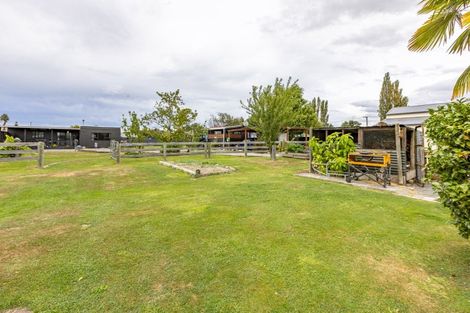 Photo of property in 38 Mcgreevy Street, Waipawa, 4210