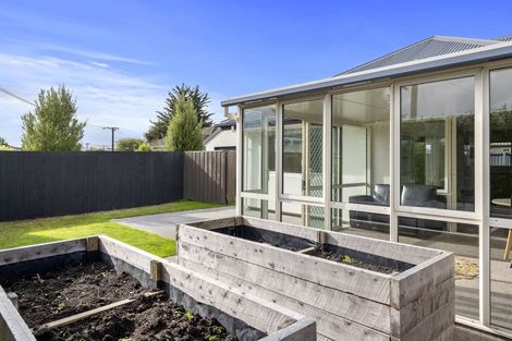 Photo of property in 62 Wattle Drive, New Brighton, Christchurch, 8083