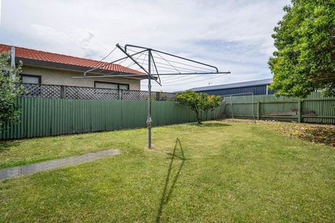 Photo of property in 4/417 Avenue Road West, Hastings, 4122