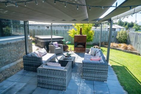 Photo of property in 27 Rhoboro Road, Twizel, 7901