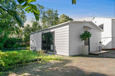 Photo of property in 26 Eugenia Rise, Totara Heights, Auckland, 2105