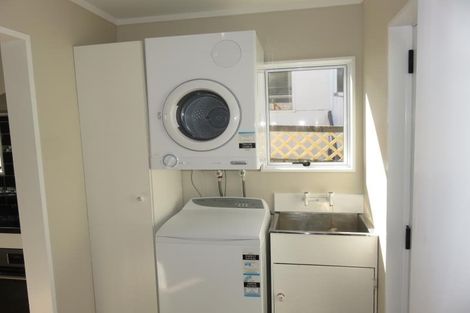 Photo of property in 15b Raine Street, Karori, Wellington, 6012