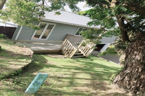 Photo of property in 26 Tawhana Crescent, Red Beach, 0932