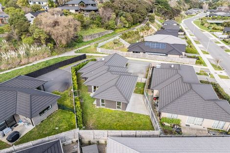 Photo of property in 33 Tradewinds Drive, Whitby, Porirua, 5024