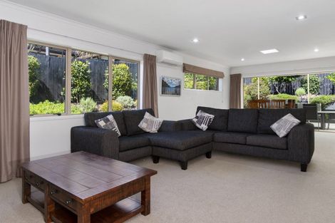 Photo of property in 45 Ballintoy Park Drive, Welcome Bay, Tauranga, 3175