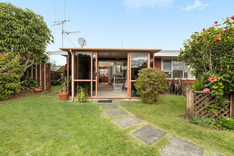 Photo of property in 17b Chevron Drive, Bellevue, Tauranga, 3110
