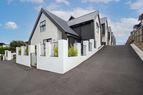 Photo of property in 27u6 Seddon Road, Frankton, Hamilton, 3204