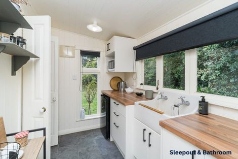 Photo of property in 7 Rangitane Street, Palmerston North, 4414