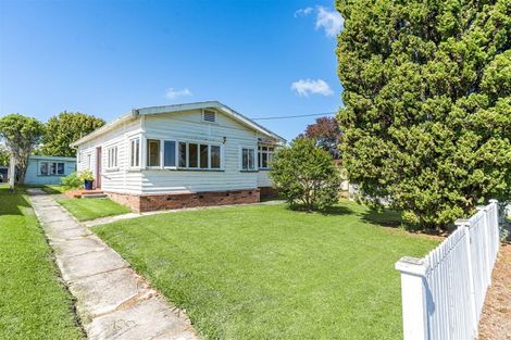 Photo of property in 61 Aramoana Avenue, Devonport, Auckland, 0624
