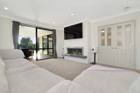 Photo of property in 1 Teal Place, Pyes Pa, Tauranga, 3112