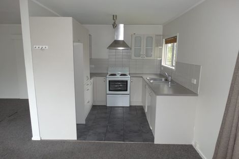 Photo of property in 23 Luckens Road, West Harbour, Auckland, 0618
