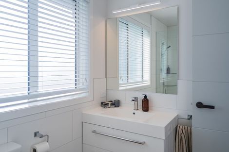Photo of property in 3 Barbaras Way, Waikanae Beach, Waikanae, 5036