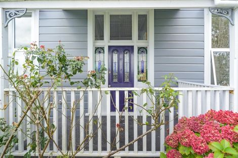 Photo of property in 30 Signal Street, Marton, 4710