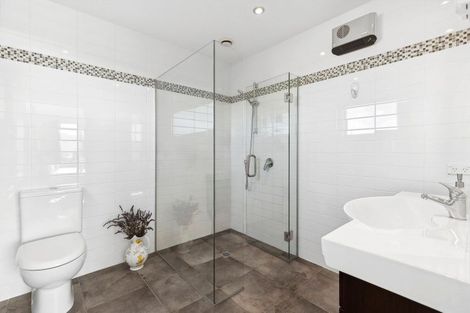 Photo of property in 29 Kelliher Drive, Wanaka, 9305