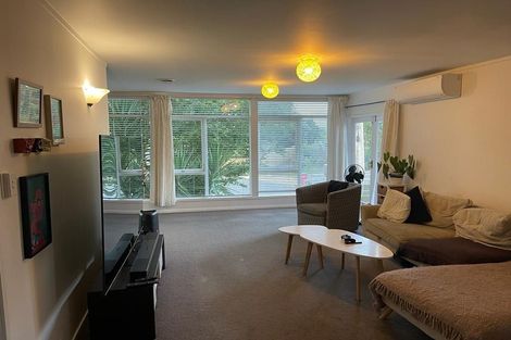 Photo of property in 13 Rickards Place, New Lynn, Auckland, 0600