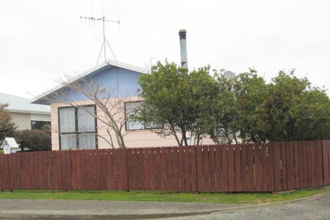 Photo of property in 9a Douglas Street, Levin, 5510