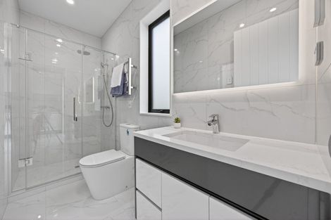 Photo of property in 2 Ballyalton Crescent, Flat Bush, 2019