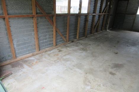 Photo of property in 14 Lindis Place, Mangere Bridge, Auckland, 2022
