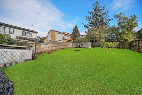 Photo of property in 5 Flynn Street, Birkdale, Auckland, 0626