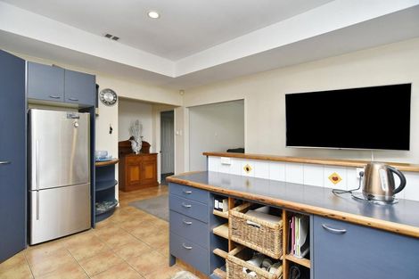 Photo of property in 83 Mackworth Street, Woolston, Christchurch, 8062