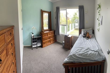 Photo of property in 4 Towra Place, Botany Downs, Auckland, 2010