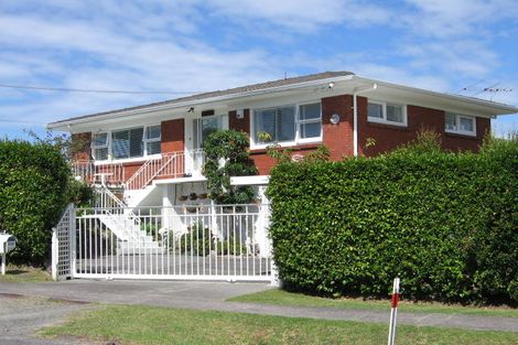 Photo of property in 224 Glenvar Road, Torbay, Auckland, 0630