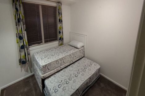 Photo of property in 4 Comber Place, Johnsonville, Wellington, 6037