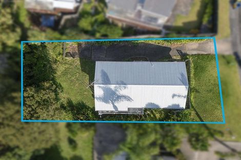 Photo of property in 16 Noeleen Street, Glenfield, Auckland, 0629
