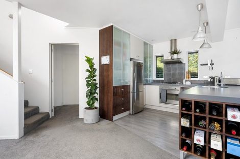 Photo of property in 17 Hillview Place, Wanaka, 9305