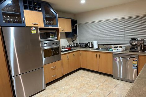 Photo of property in 52 Bronzewing Terrace, Unsworth Heights, Auckland, 0632