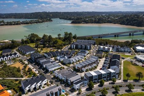 Photo of property in 7 Frances Bryers Road, Hobsonville, Auckland, 0616