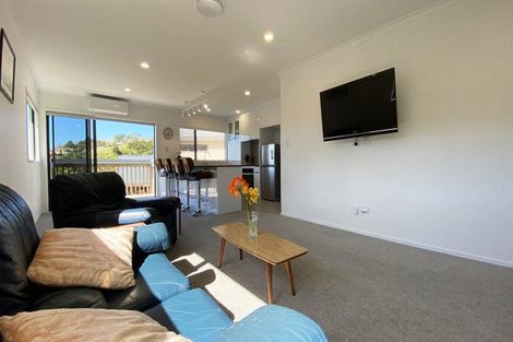 Photo of property in 34 Hayley Lane, East Tamaki Heights, Auckland, 2016