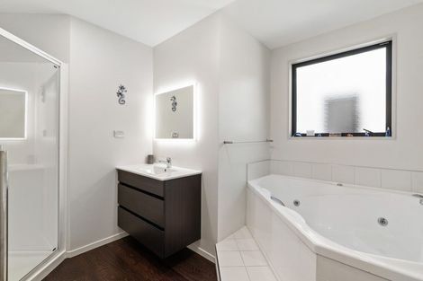 Photo of property in 131 Meadowstone Drive, Wanaka, 9305