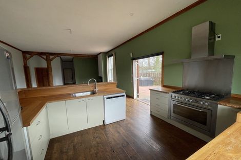 Photo of property in 9 Ruataniwha Street, Waipawa, 4210