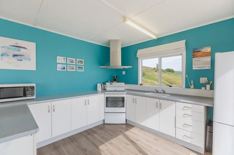 Photo of property in 12 Beach Road, Porangahau, 4293