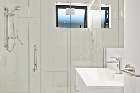 Photo of property in 7/447 Hibiscus Coast Highway, Orewa, 0931