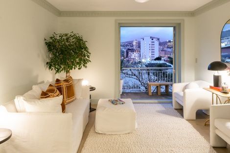 Photo of property in Hamilton Flats, 9u1 Hawker Street, Mount Victoria, Wellington, 6011