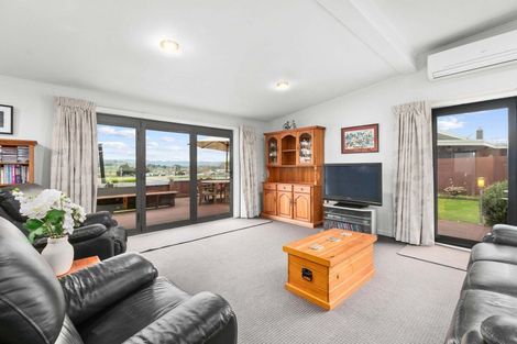 Photo of property in 15b Lake View Road, Waipukurau, 4200