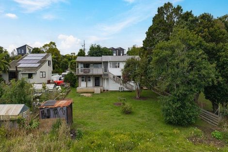 Photo of property in 224 Don Buck Road, Massey, Auckland, 0614