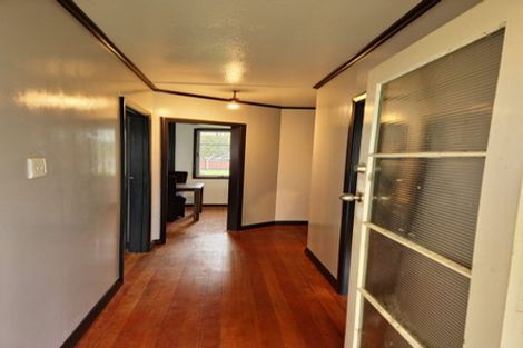 Photo of property in 11 Terrace Street, Marton, 4710