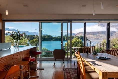Photo of property in 44-46 Park Street, Queenstown, 9300